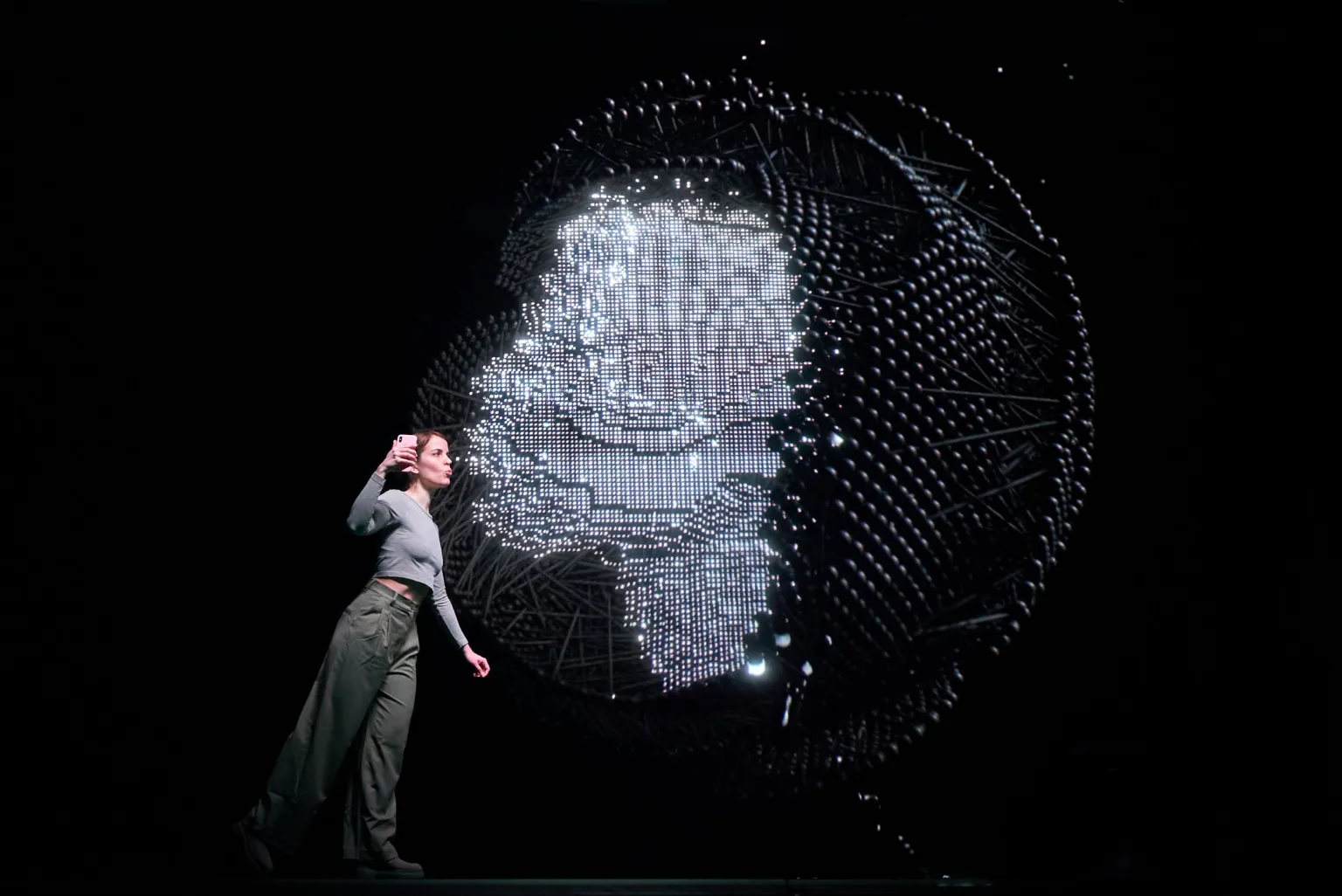 Sping builds tour guide with artificial intelligence